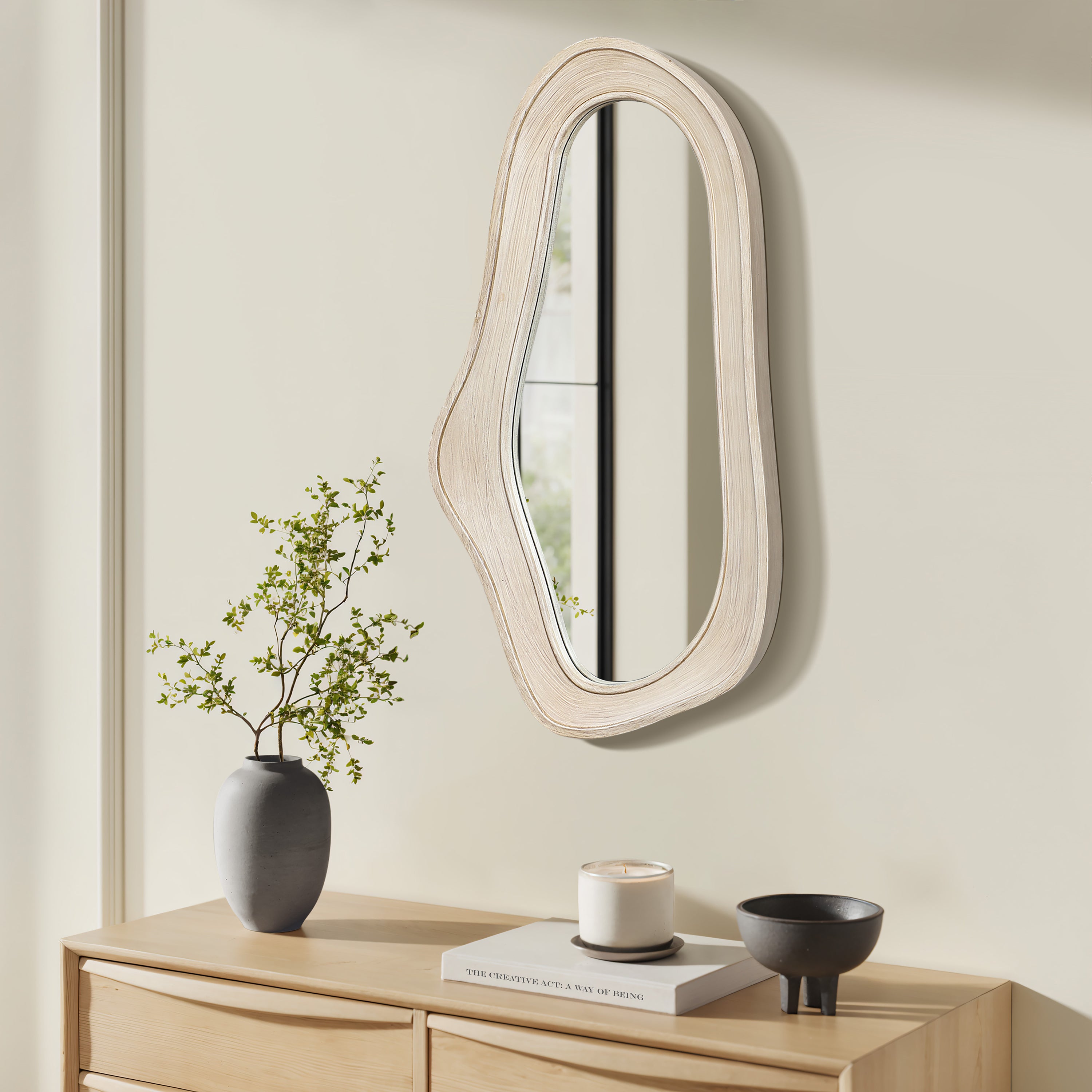 Organischer Holz-Wandspiegel – Moderner Deko-Spiegel