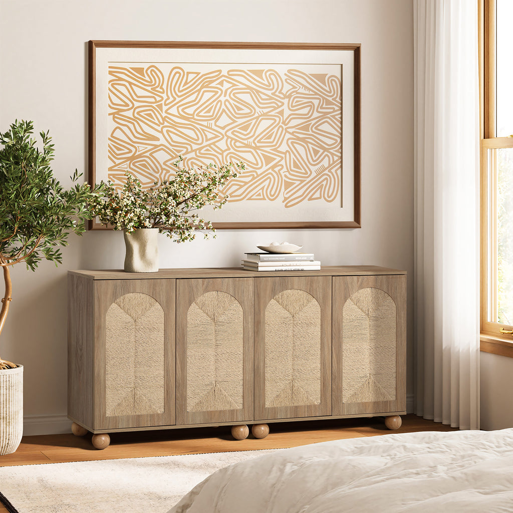 Minimalistisches Sideboard mit Stauraum