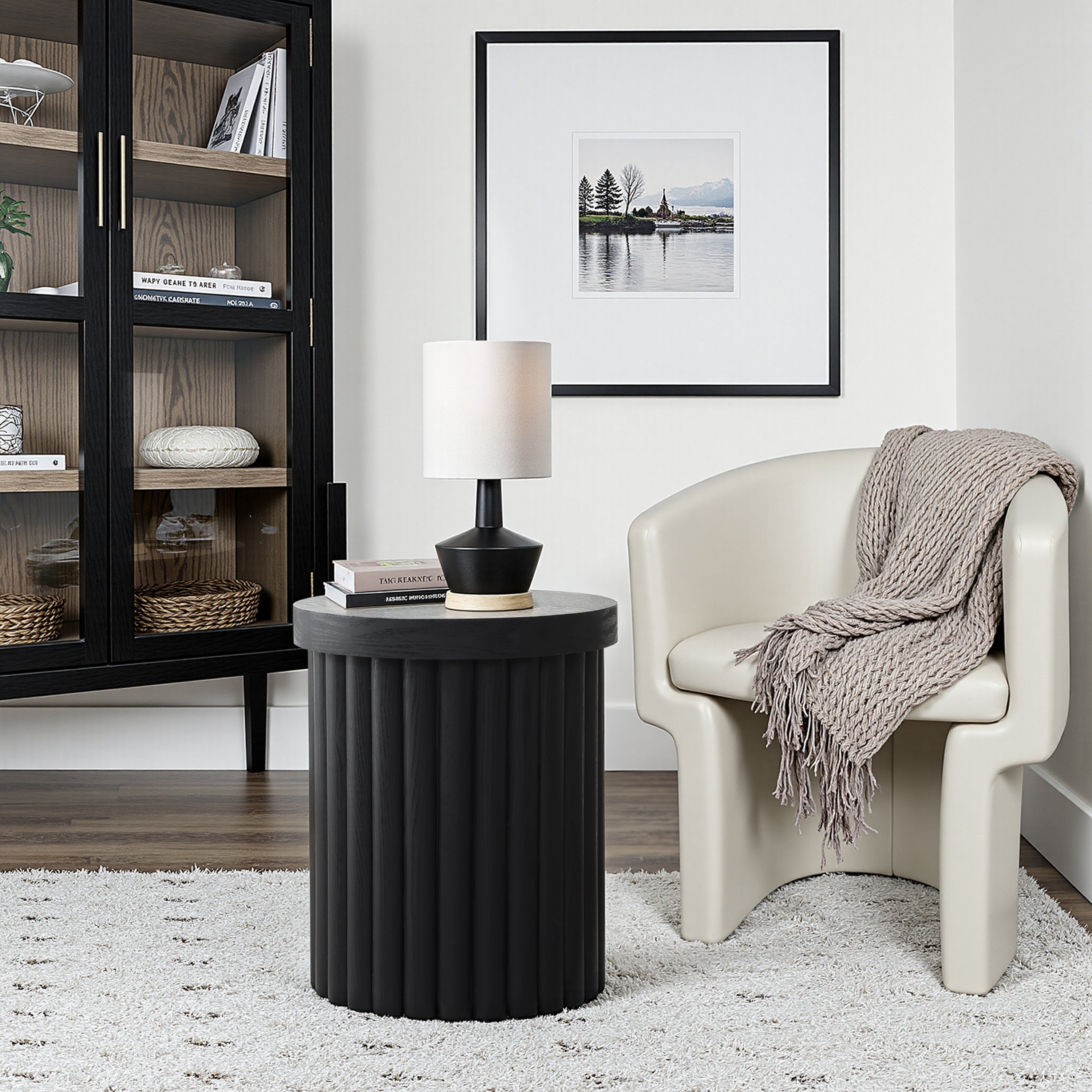 Moderner runder Beistelltisch in Schwarz mit Holzoptik