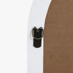 Weiße C-förmige Wandspiegel als Akzent- und Schminktischspiegel