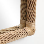 Wandspiegel mit Bambusrahmen in Bogenform