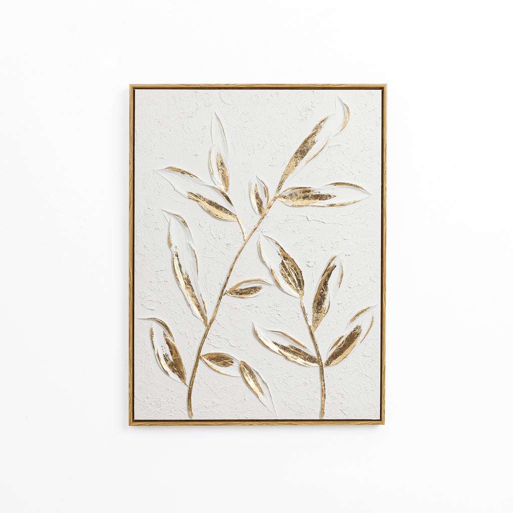 Wanddeko mit Reliefstruktur und goldenen Blättern