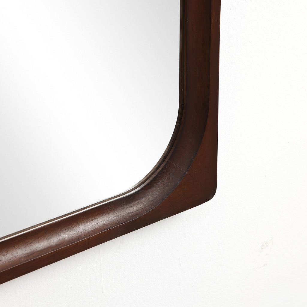 Rechteckiger Wandspiegel mit Gummibaumholzrahmen 89 cm hoch als Schminktischspiegel