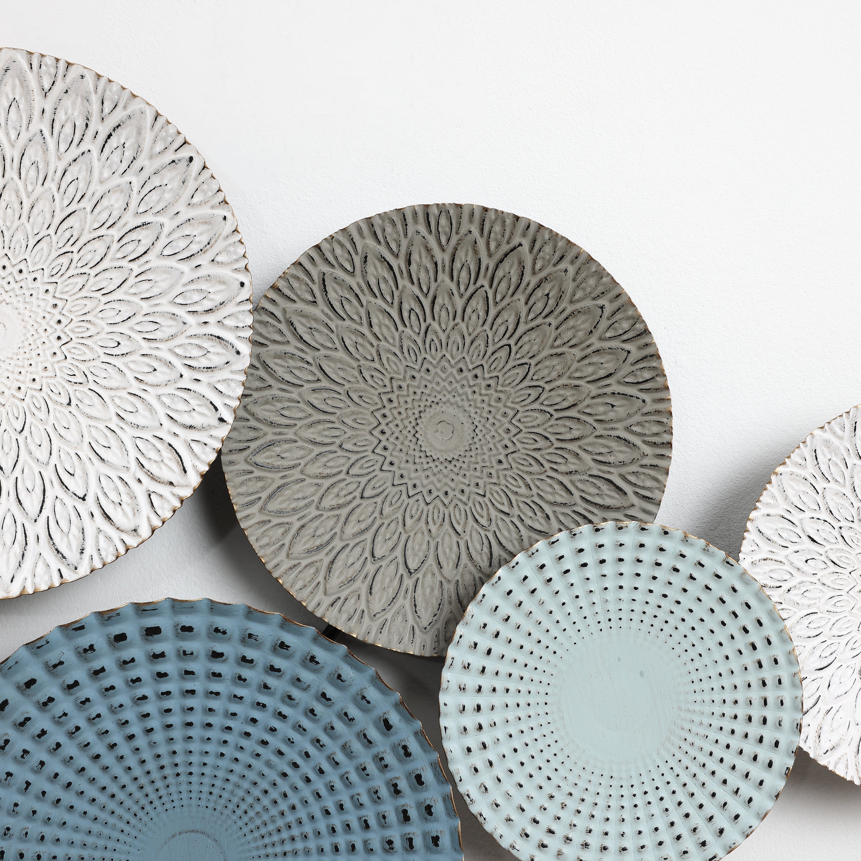 Künstlerische Metall-Wanddeko – Stilvolles Wohn-Accessoire