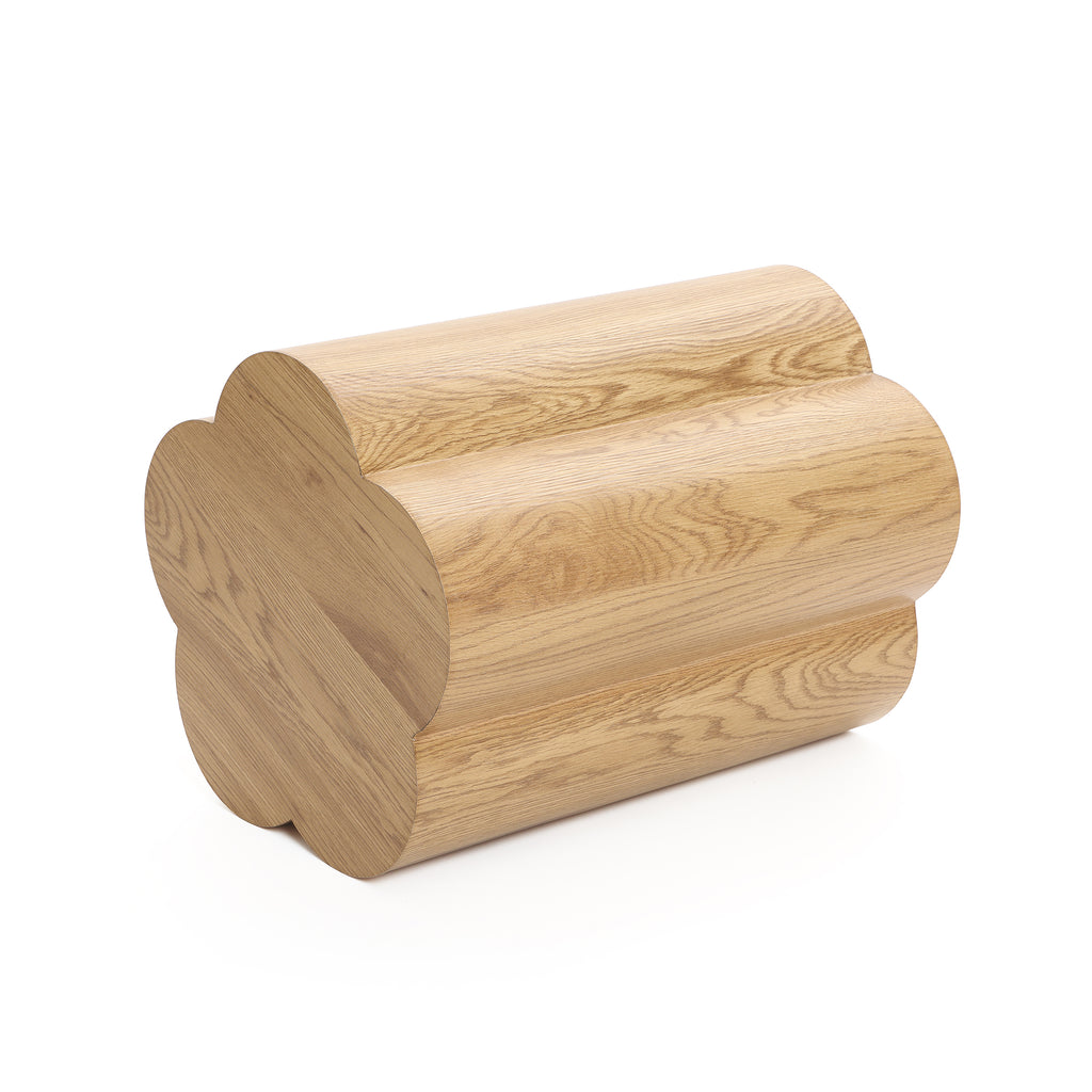 Beistelltisch in Baumstamm-Optik mit Blütenform – Holzmaserung