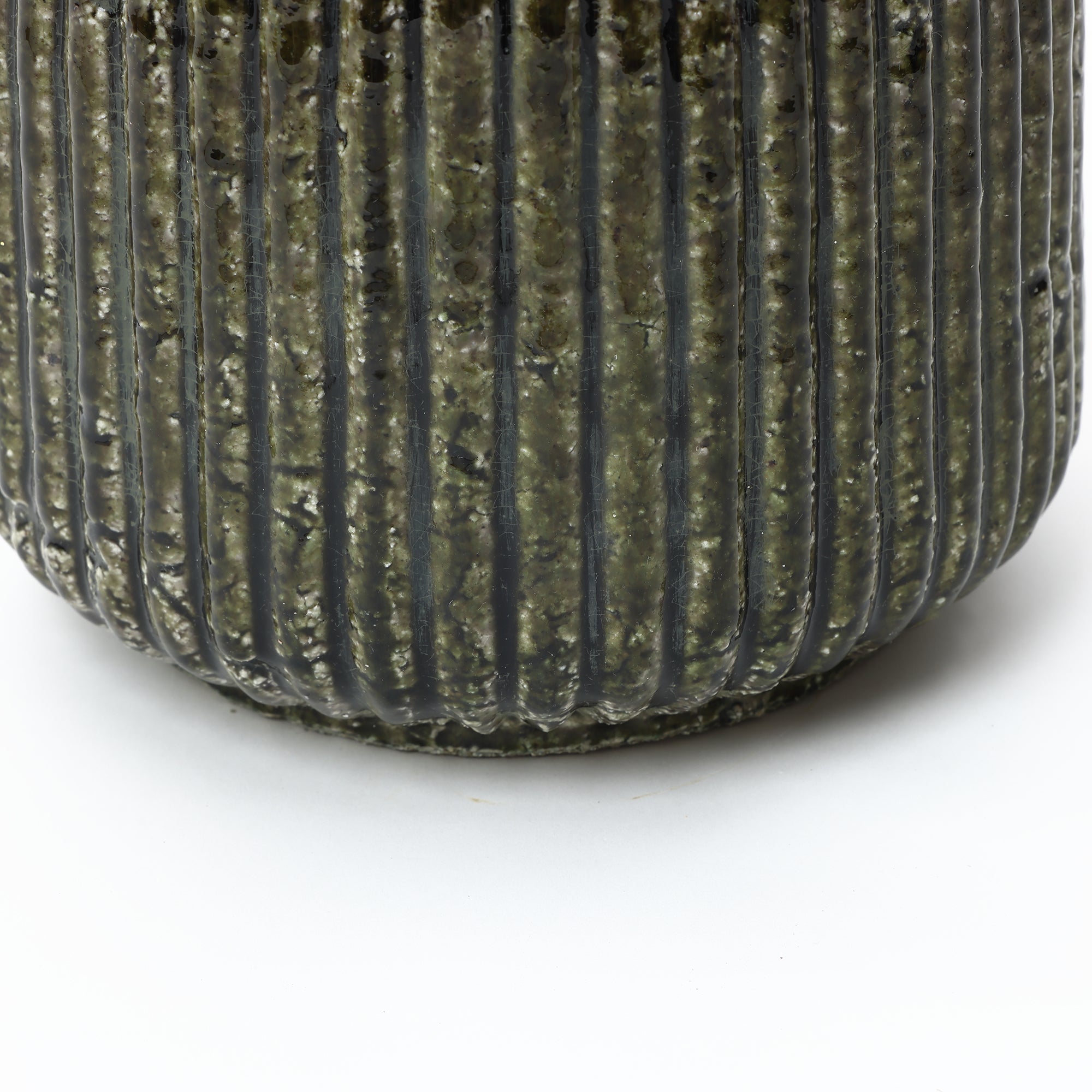 Keramikvase in Dunkelgrün im Boho-Vintage-Stil – 21,5 cm