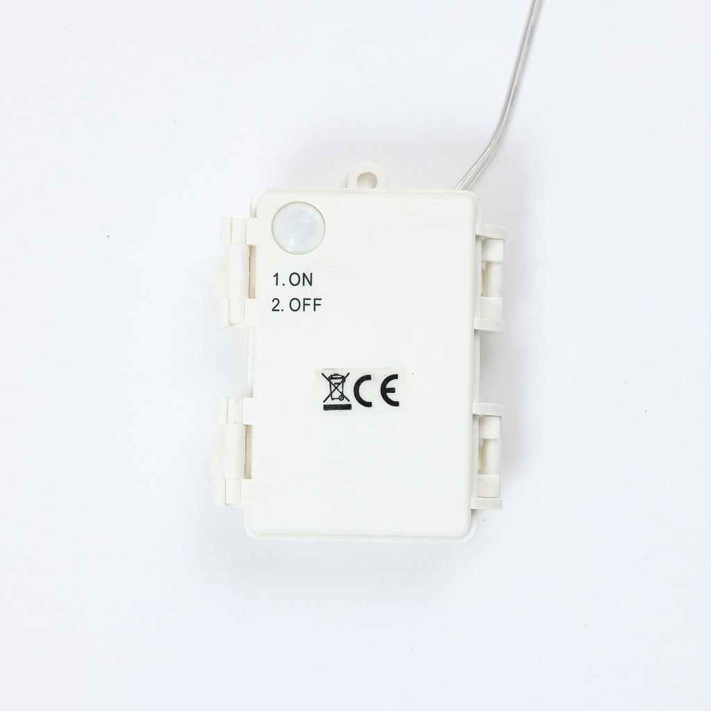 3er-Set LED-Geschenkboxen – Weihnachtsdeko in Silber mit goldenen Schleifen und Beeren