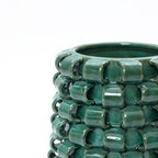 Keramikvase in Dunkelgrün mit Reliefstruktur – 31 cm