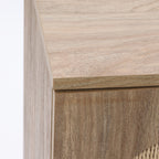 Minimalistisches Sideboard mit Stauraum