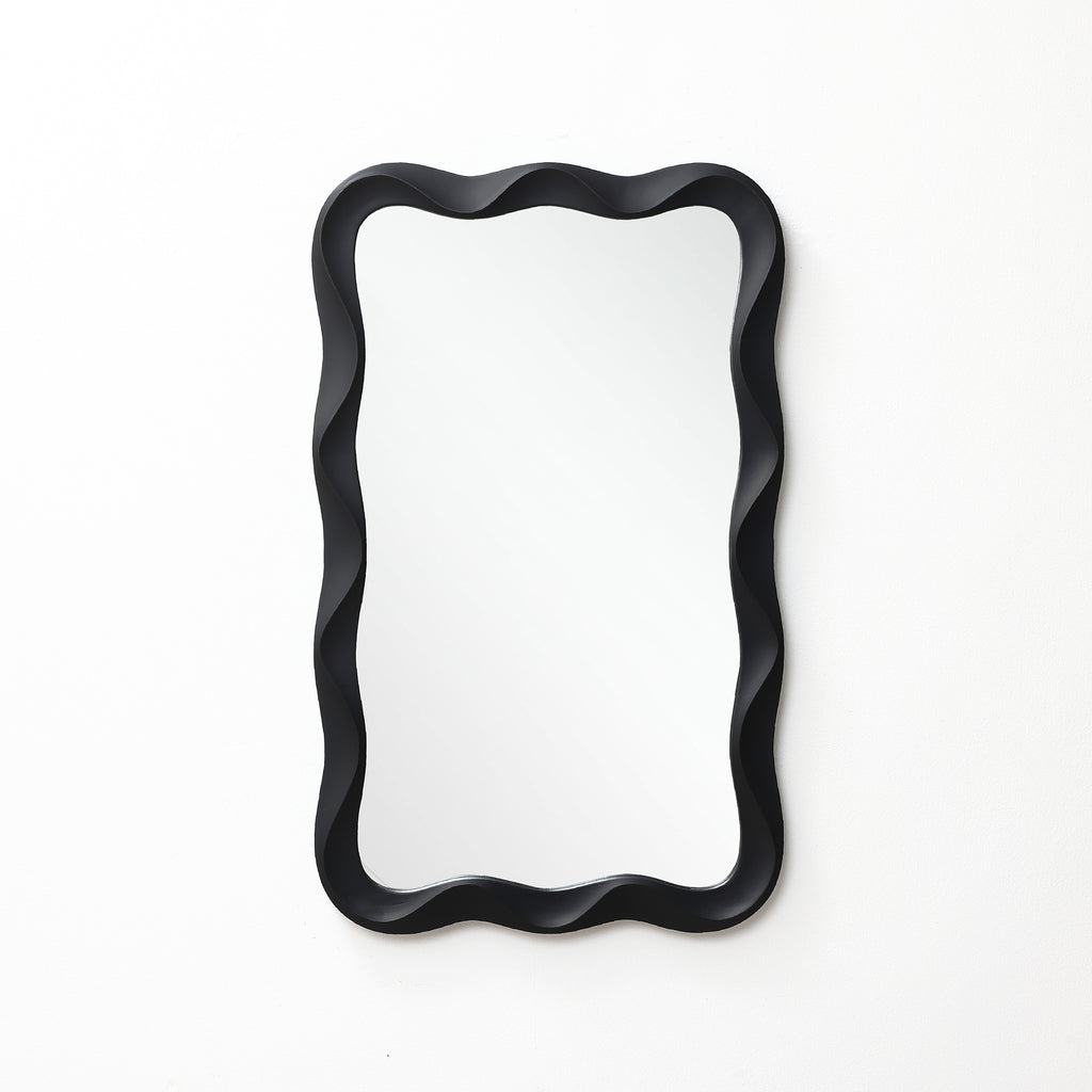 Wellenförmiger Kunststoff-Wandspiegel – Moderner Deko-Spiegel
