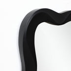 Wellenförmiger Kunststoff-Wandspiegel – Moderner Deko-Spiegel