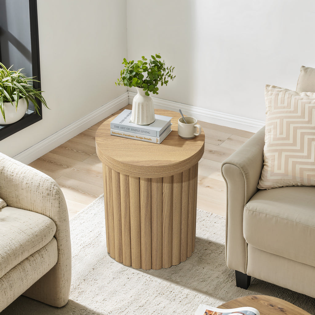 Moderner runder Beistelltisch mit Holzoptik