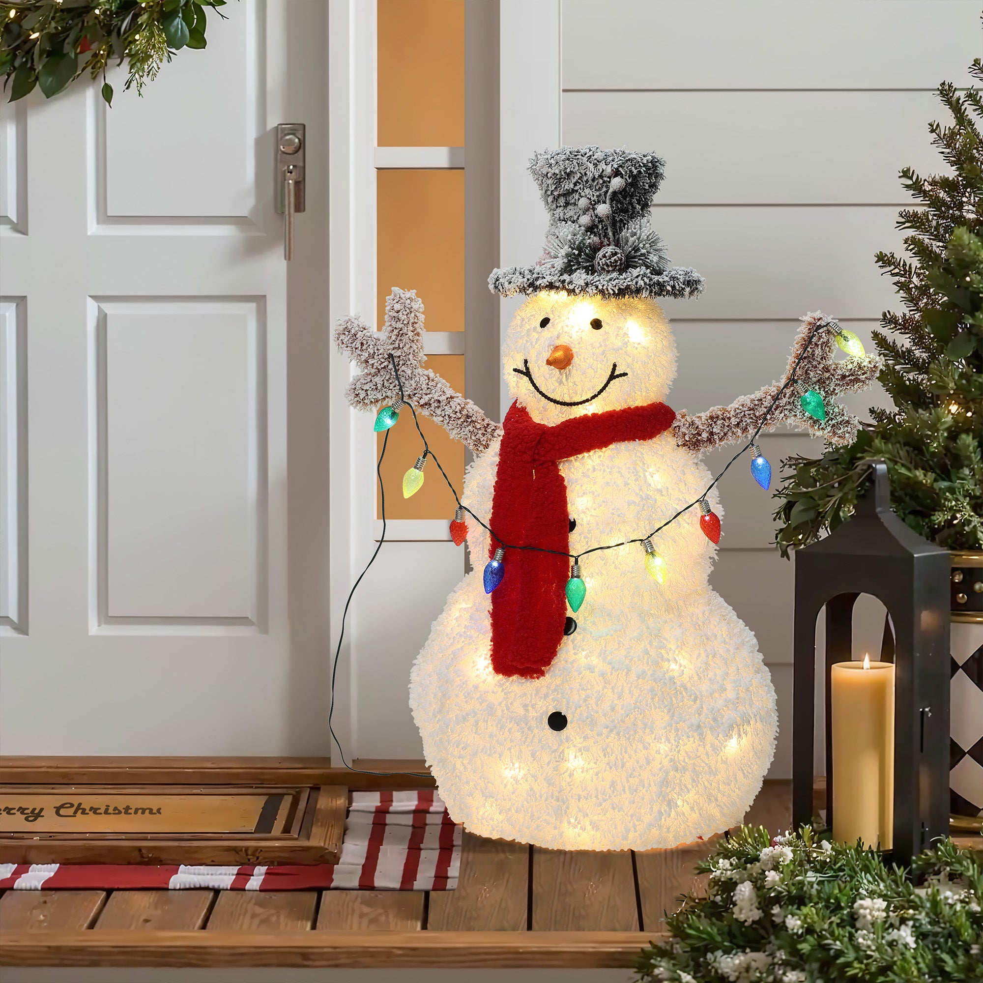 LED-Schneemann mit Schneeeffekt –  Leuchtende Weihnachtsfigur mit Zylinderhut, rotem Schal für Innen und Außen