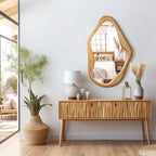 Flow Wandspiegel mit Holzrahmen in Freiform