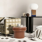 Moderner runder Beistelltisch in Braun