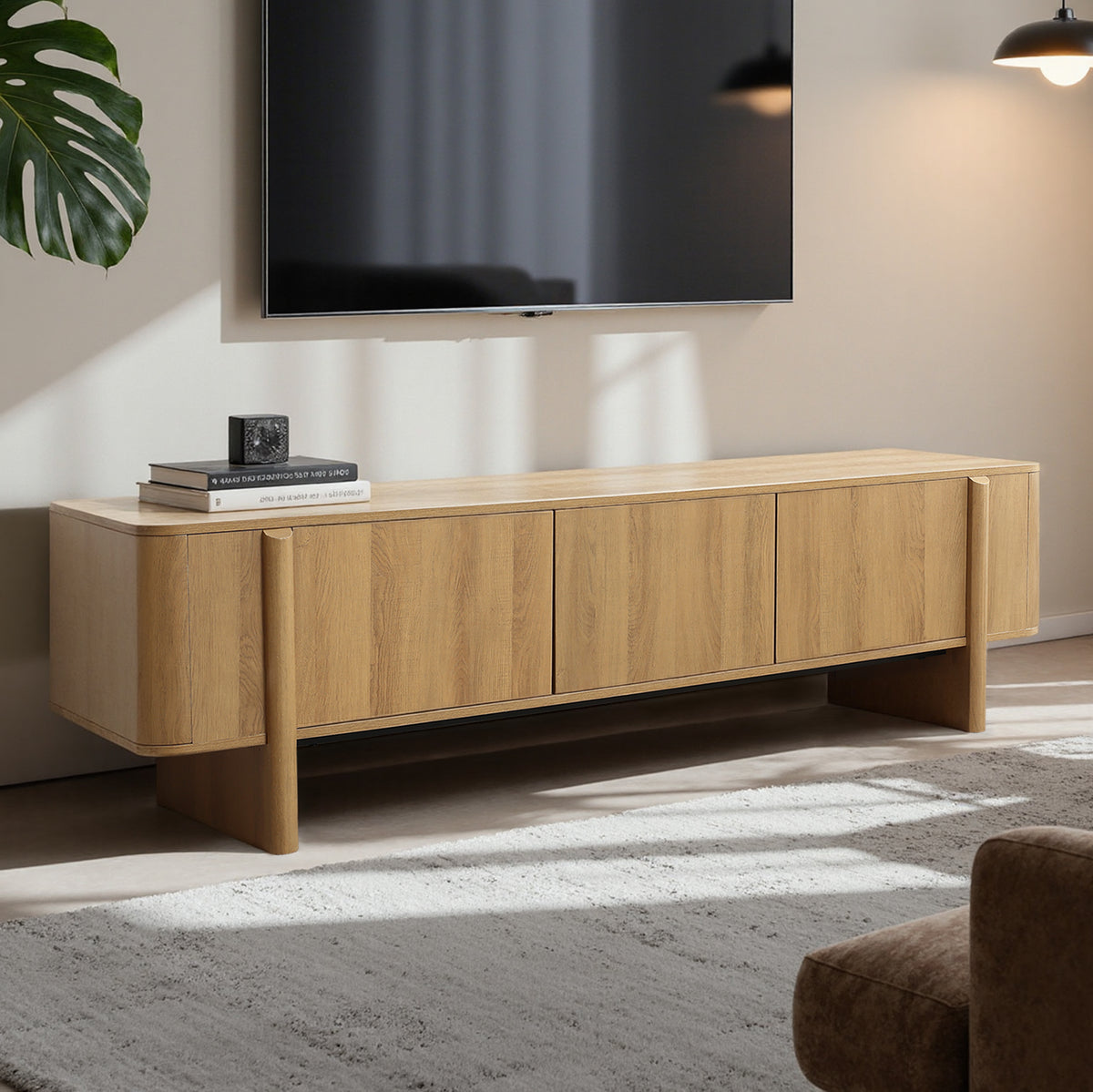 TV-Lowboard in natürlicher Eichenoptik mit Rahmenfüßen – 160 cm