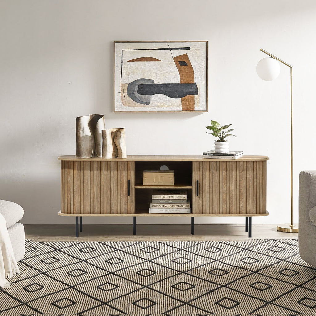 TV-Lowboard mit Schiebetüren und Kabeldurchlass