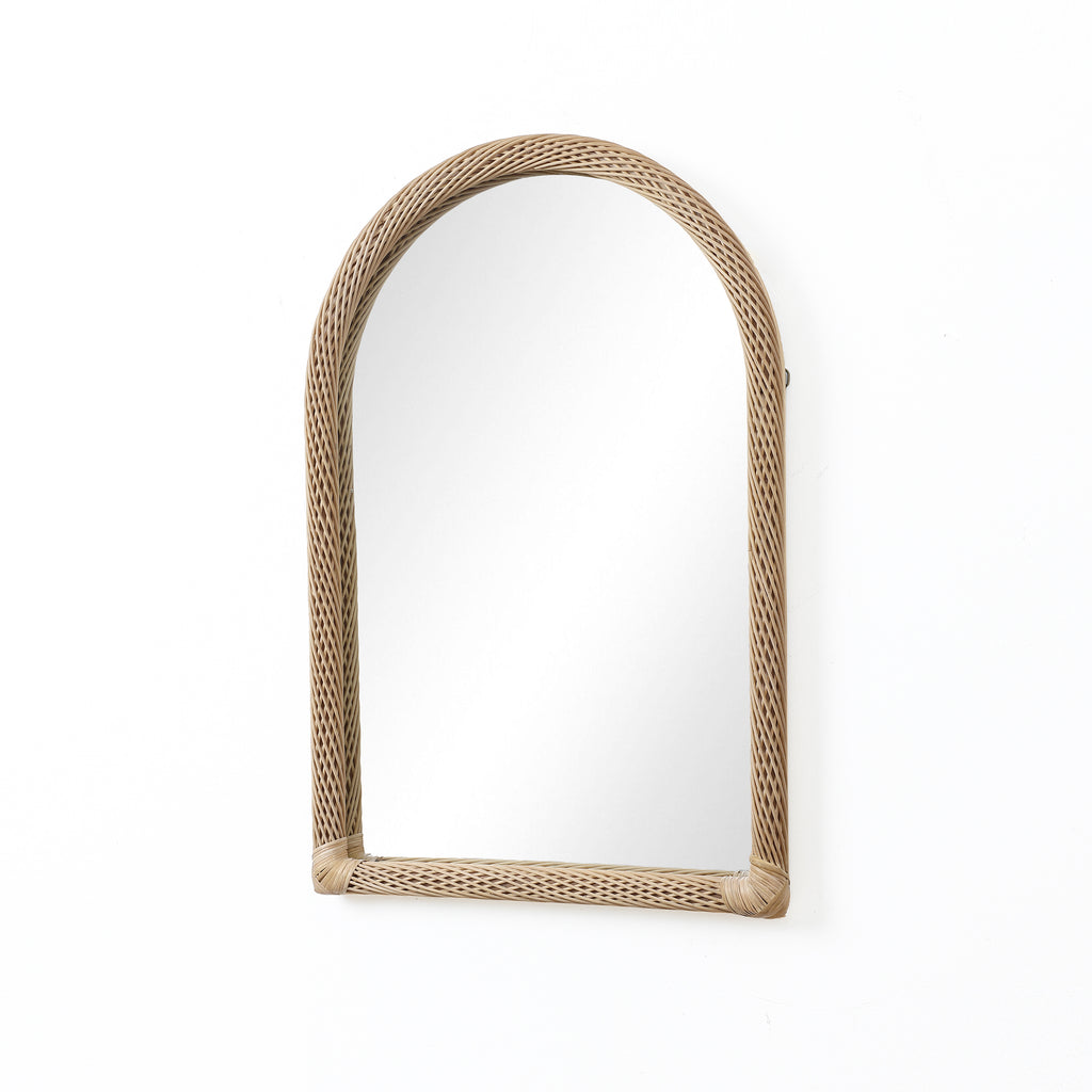 Wandspiegel mit Bambusrahmen in Bogenform