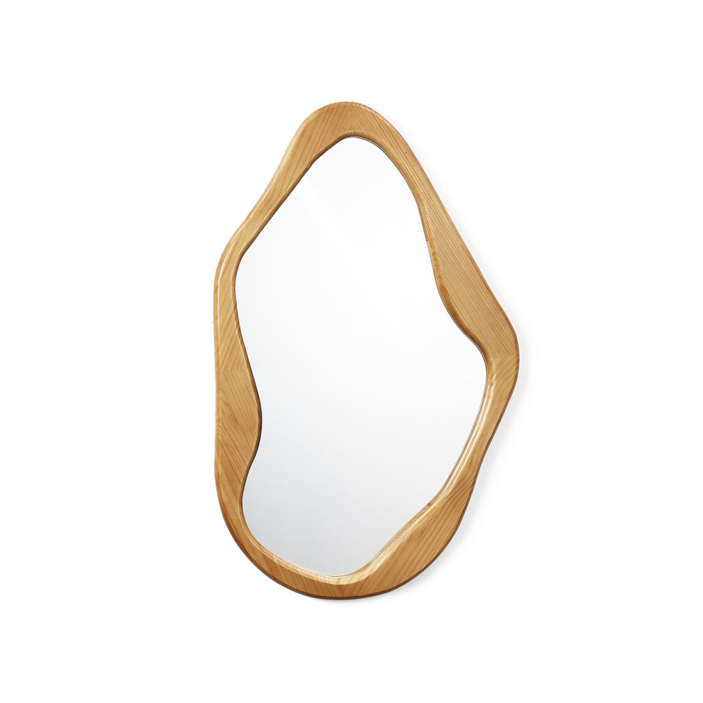 Flow Wandspiegel mit Holzrahmen in Freiform
