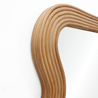 Wellenförmiger Rattan-Wandspiegel – Boho-Deko-Spiegel für Wohnzimmer