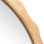 Wandspiegel mit Wellenrahmen aus Holz