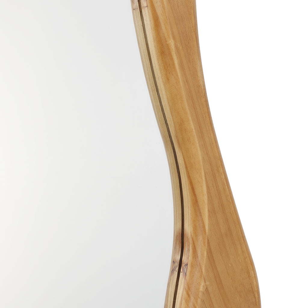 Flow Wandspiegel mit Holzrahmen in Freiform