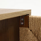 Hängendes Wandregal mit Jutegeflecht-Türen – 107 cm