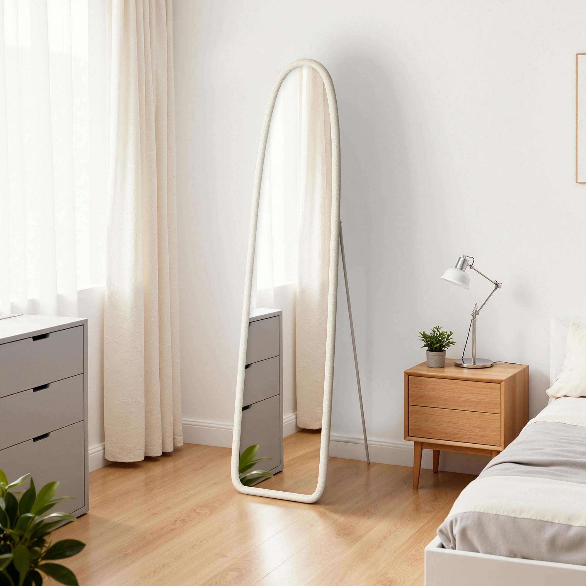 Schmaler Bogen-Form Ganzkörper-Spiegel in Weiß – Moderner Standspiegel für Schlafzimmer & Ankleidezimmer