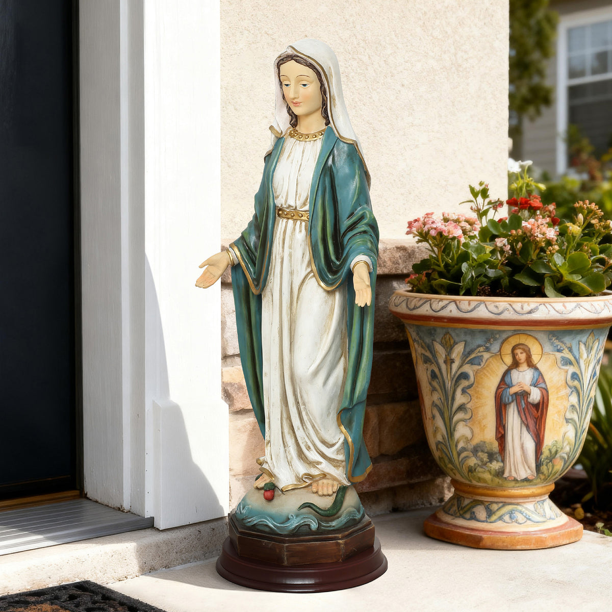 Christliche Statue - zeitlose Deko für Haus & Garten