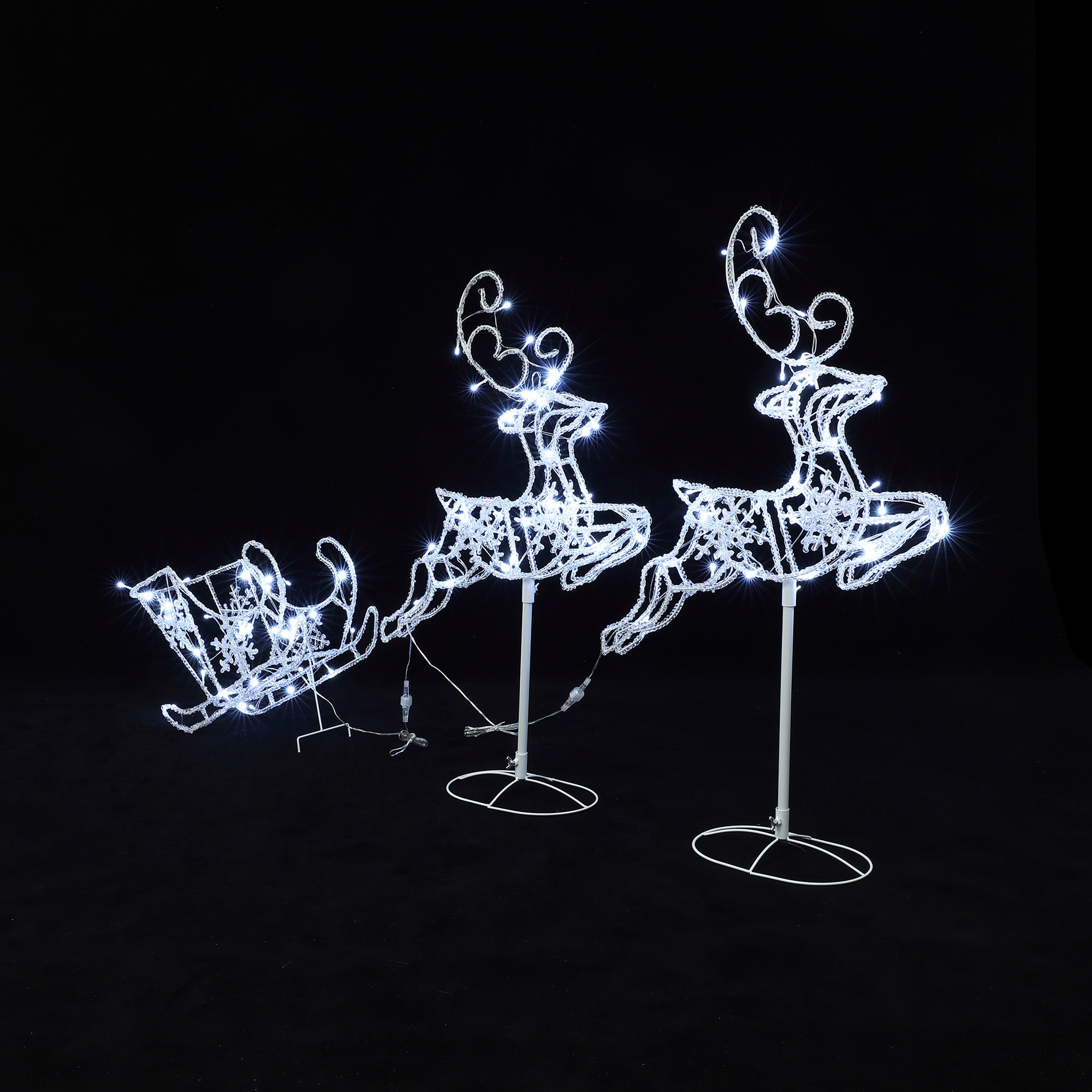 2 LED-Rentiere mit Schlitten – Weihnachtsdeko mit kaltweißen Lichtern für Innen- und Außen