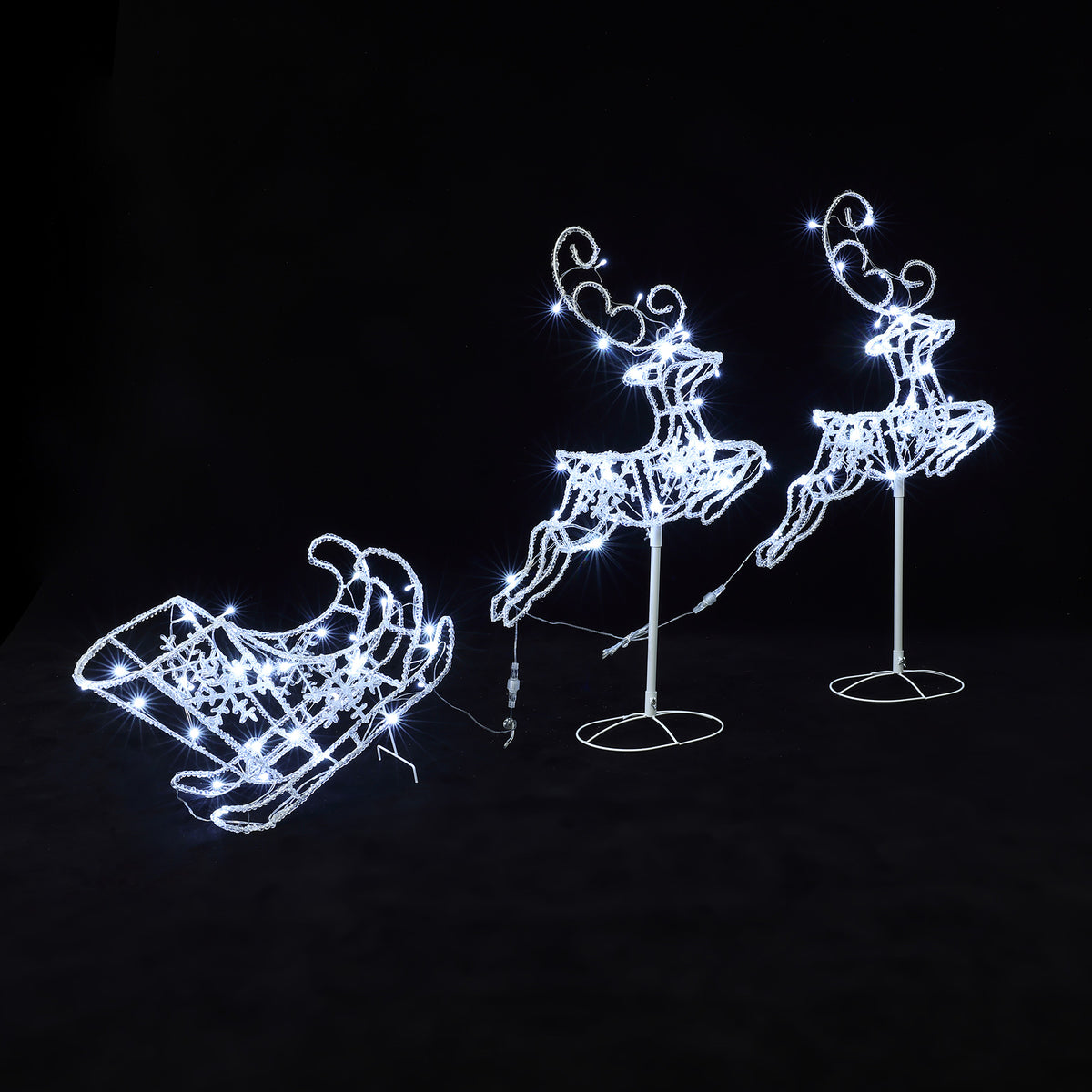 2 LED-Rentiere mit Schlitten – Weihnachtsdeko mit kaltweißen Lichtern für Innen- und Außen
