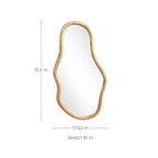 Wandspiegel mit organischer Form und Kiefernholzrahmen