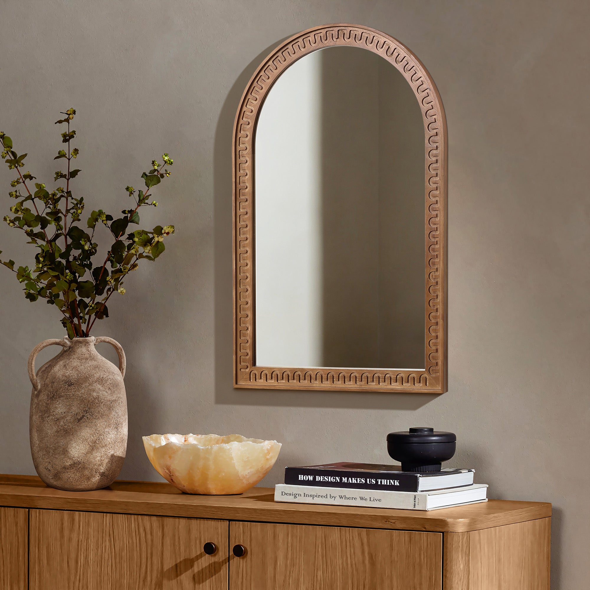 Arkaden-Form Holz-Wandspiegel mit Meander-Muster – Rustikal-Eleganter Ganzkörper-Spiegel